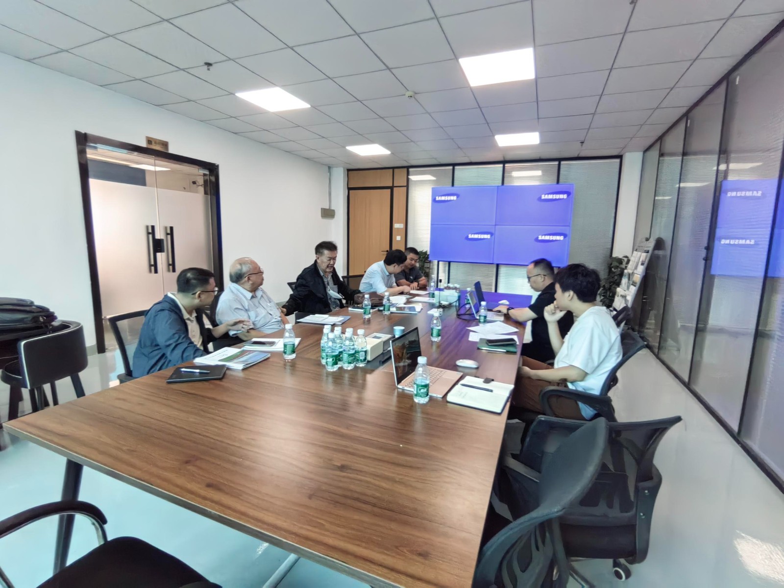 1750154013829985.jpg 1750154013829985.jpg